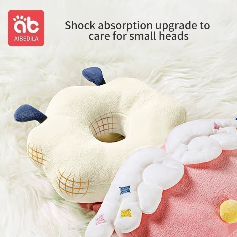 Newborn Baby Things Mother Kids Items for Babies 1-3T Toddler Baby Head Protector Cartoon Security Baby Pillows AB268